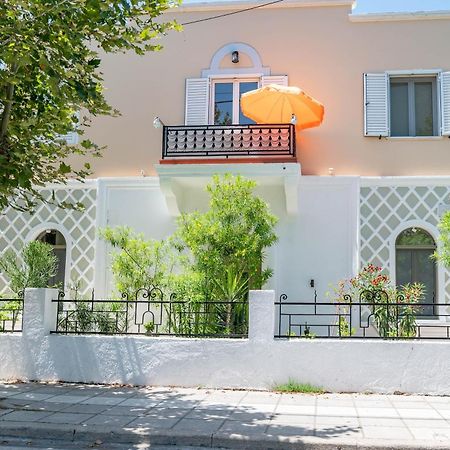 Kosnian City Suites Экстерьер фото